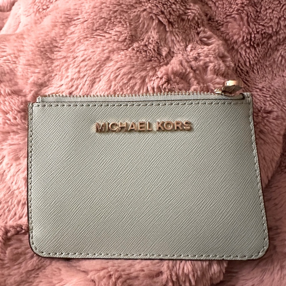 Micheal Kors mini wallet